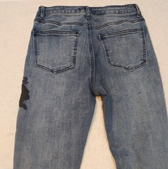 Embroidered F21 jeans - Picture 4 of 5